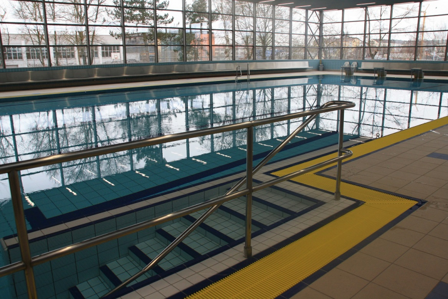 hallenbad